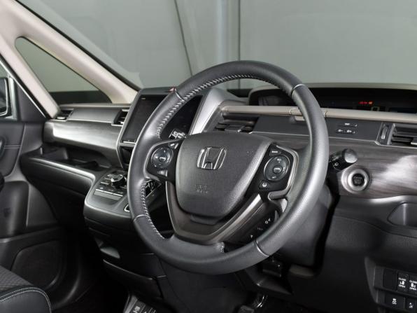 Honda Freed II Рестайлинг с пробегом 2020 года, цена 1 699 995 рублей, 82305 км, компактвэн, Автокод Объявления