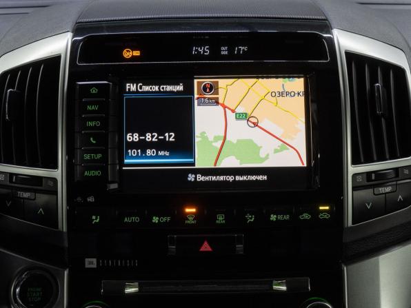 Toyota Land Cruiser 200 Series Рестайлинг 1 с пробегом 2014 года, цена 4 579 000 рублей, 203677 км, внедорожник, Автокод Объявления