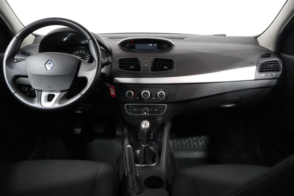 Renault Fluence I Санкт-Петербург  - изображение 9