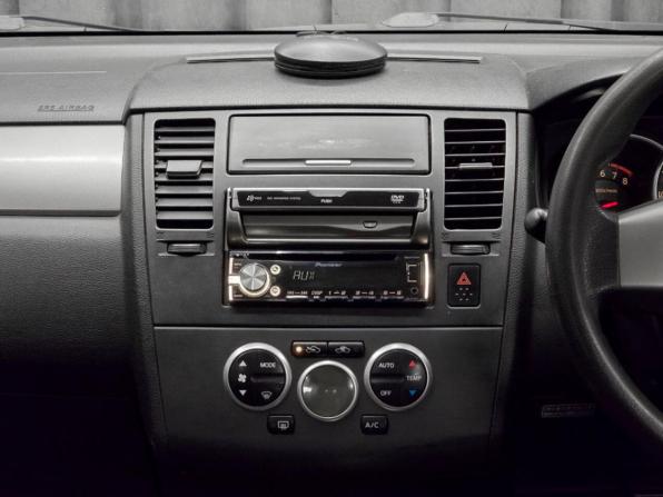 Nissan Tiida I с пробегом 2005 года, цена 549 000 рублей, 166000 км, хэтчбек, Автокод Объявления
