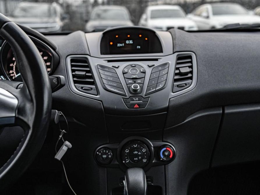 Ford Fiesta Mk6 Рестайлинг Санкт-Петербург  - изображение 7