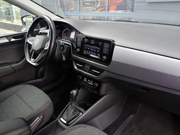 Volkswagen Polo VI с пробегом 2021 года, цена 1 619 000 рублей, 49300 км, лифтбек, Автокод Объявления