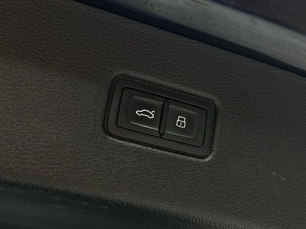 Audi Q7 II (4M) с пробегом 2016 года, цена 3 149 000 рублей, 170800 км, внедорожник, Автокод Объявления