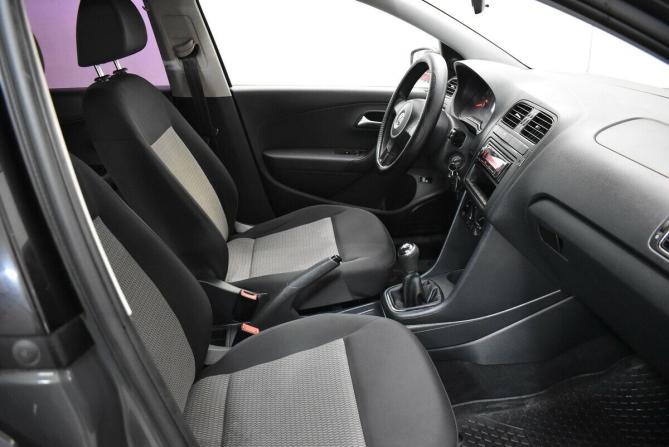 Volkswagen Polo V с пробегом 2015 года, цена 730 000 рублей, 241537 км, седан, Автокод Объявления