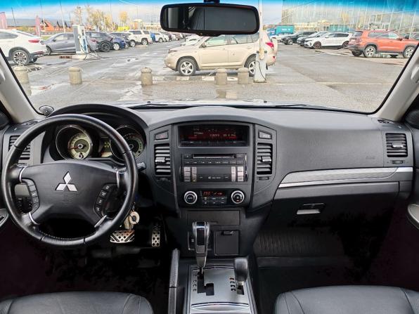 Mitsubishi Pajero IV Рестайлинг 1 с пробегом 2011 года, цена 2 049 000 рублей, 130000 км, внедорожник, Автокод Объявления