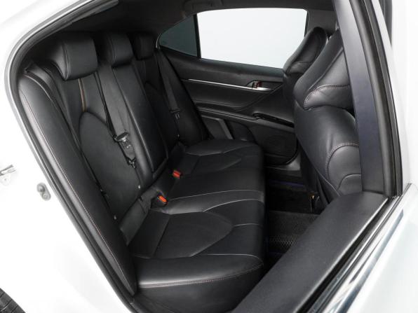 Toyota Camry VIII (XV70) с пробегом 2019 года, цена 2 099 000 рублей, 183838 км, седан, Автокод Объявления