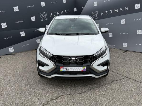 Lada (ВАЗ) Vesta I Рестайлинг (NG) с пробегом 2024 года, цена 1 329 000 рублей, 55668 км, седан, Автокод Объявления