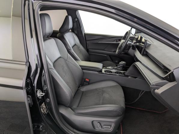Toyota Camry IX (XV80) China Market с пробегом 2024 года, цена 3 550 000 рублей, 44425 км, седан, Автокод Объявления