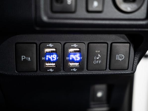 Lexus CT I с пробегом 2011 года, цена 1 349 500 рублей, 193001 км, хэтчбек, Автокод Объявления