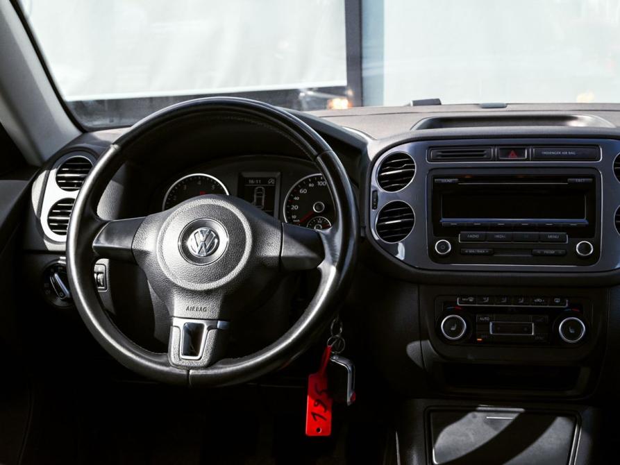 Volkswagen Tiguan I Рестайлинг Екатеринбург  - изображение 17