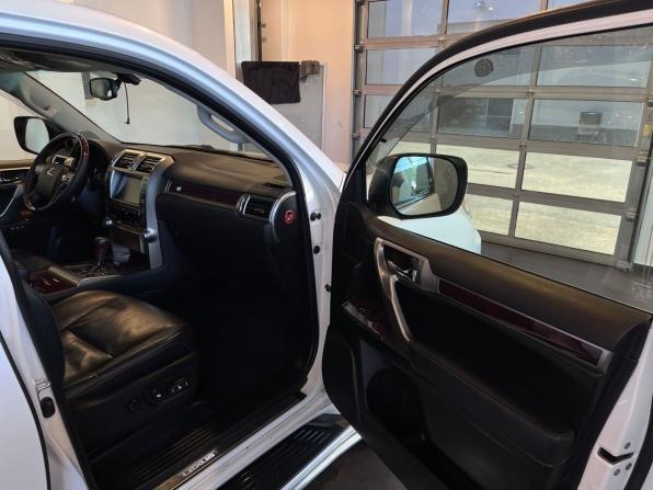 Lexus GX II с пробегом 2011 года, цена 2 880 000 рублей, 236419 км, внедорожник, Автокод Объявления