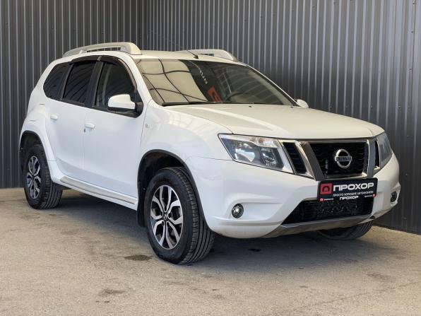 Nissan Terrano III (D10) с пробегом 2017 года, цена 1 347 000 рублей, 156486 км, внедорожник, Автокод Объявления