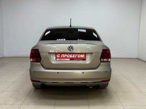 Volkswagen Polo V Рестайлинг с пробегом 2016 года, цена 935 000 рублей, 161328 км, седан, Автокод Объявления