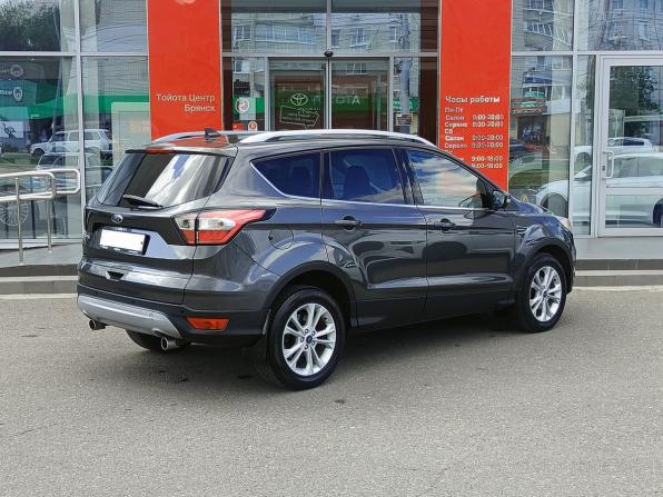 Ford Kuga II Рестайлинг с пробегом 2017 года, цена 1 700 000 рублей, 175399 км, внедорожник, Автокод Объявления