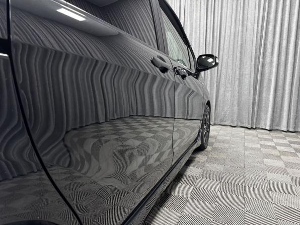 Honda Freed I Рестайлинг с пробегом 2012 года, цена 1 270 000 рублей, 207009 км, компактвэн, Автокод Объявления