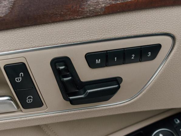 Mercedes-Benz E-Класс IV (W212 S212 C207) с пробегом 2012 года, цена 1 985 000 рублей, 219776 км, седан, Автокод Объявления