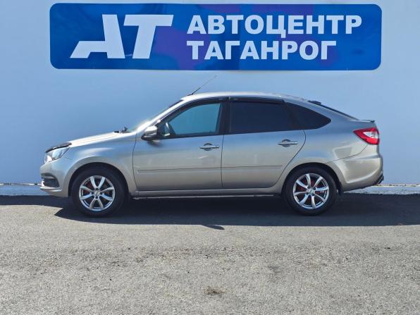 Lada (ВАЗ) Granta I Рестайлинг с пробегом 2022 года, цена 899 000 рублей, 54000 км, хэтчбек, Автокод Объявления