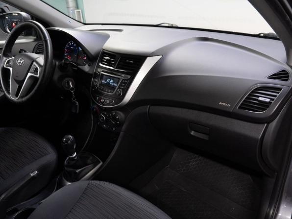Hyundai Solaris I Рестайлинг с пробегом 2015 года, цена 890 000 рублей, 103497 км, седан, Автокод Объявления