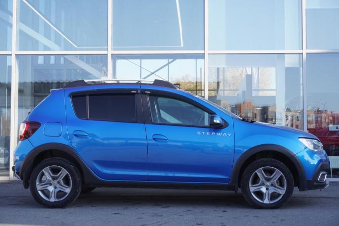 Renault Sandero II Рестайлинг с пробегом 2019 года, цена 1 199 000 рублей, 125701 км, хэтчбек, Автокод Объявления