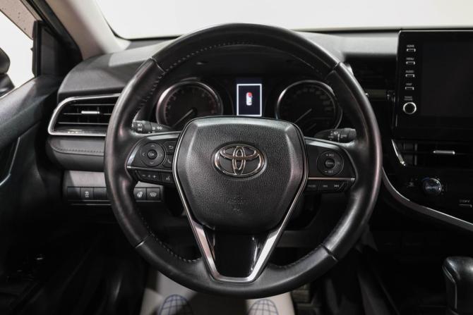 Toyota Camry VIII (XV70) Рестайлинг с пробегом 2021 года, цена 3 149 000 рублей, 65464 км, седан, Автокод Объявления