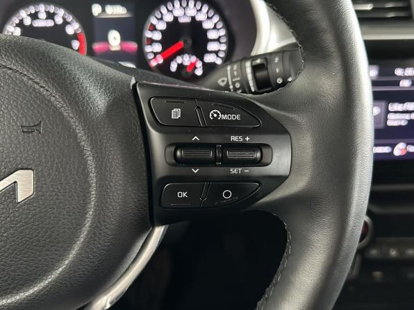 Kia Rio IV Рестайлинг с пробегом 2021 года, цена 1 875 000 рублей, 26634 км, хэтчбек, Автокод Объявления