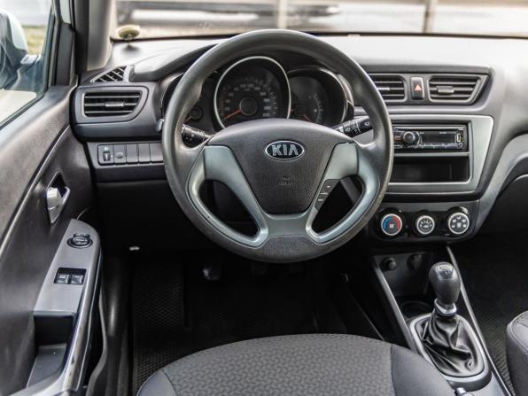 Kia Rio III Рестайлинг с пробегом 2016 года, цена 998 000 рублей, 80348 км, седан, Автокод Объявления