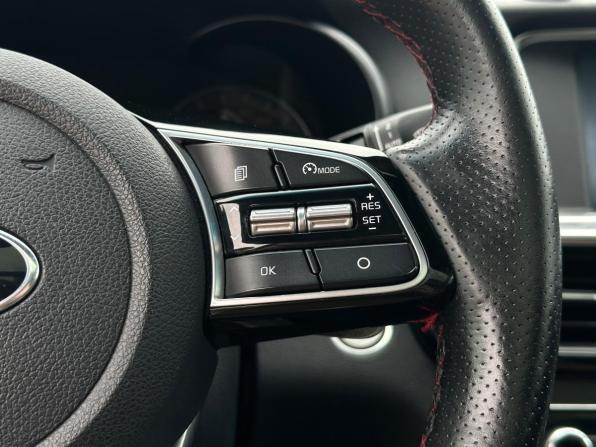 Kia Optima IV Рестайлинг с пробегом 2018 года, цена 1 800 000 рублей, 280000 км, седан, Автокод Объявления