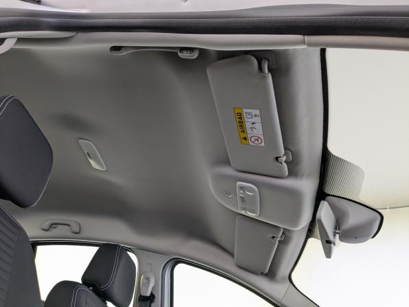 Renault Fluence I Рестайлинг с пробегом 2015 года, цена 1 200 000 рублей, 55743 км, седан, Автокод Объявления