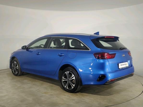 Kia Ceed III с пробегом 2021 года, цена 2 200 000 рублей, 58840 км, универсал, Автокод Объявления