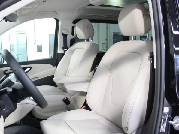 Новый Mercedes-Benz V-Класс III (W447) Рестайлинг 2 2026 года, цена 14 520 000 рублей, минивэн, Автокод Объявления