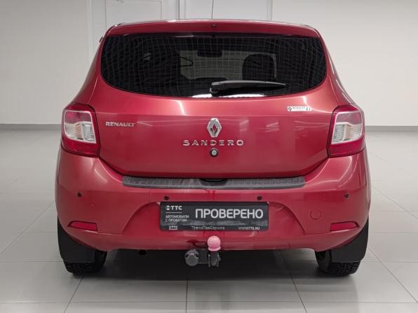 Renault Sandero II с пробегом 2016 года, цена 817 000 рублей, 84146 км, хэтчбек, Автокод Объявления