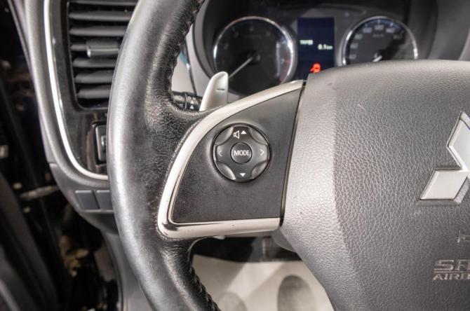 Mitsubishi Outlander III с пробегом 2012 года, цена 1 389 000 рублей, 182000 км, внедорожник, Автокод Объявления