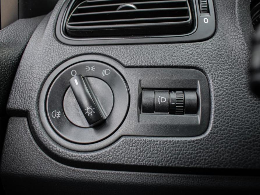 Volkswagen Polo V Рестайлинг Краснодар  - изображение 19