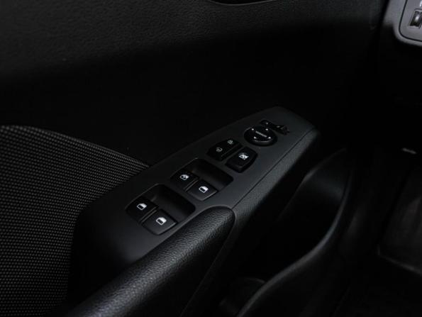 Hyundai Solaris II с пробегом 2018 года, цена 1 445 000 рублей, 75738 км, седан, Автокод Объявления