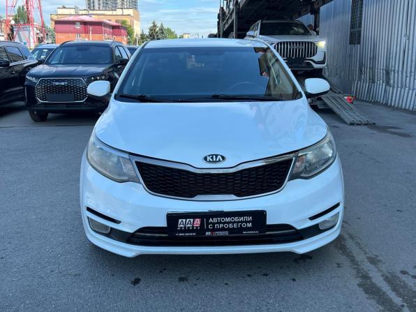 Kia Rio III Рестайлинг с пробегом 2015 года, цена 690 000 рублей, 180065 км, седан, Автокод Объявления