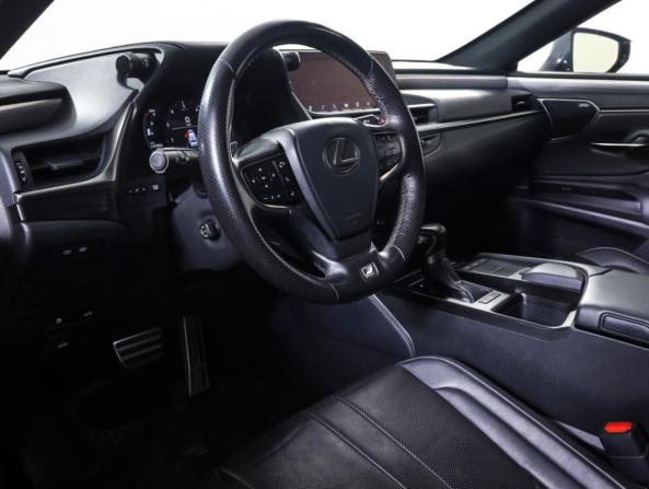Lexus ES VII с пробегом 2018 года, цена 3 390 000 рублей, 147853 км, седан, Автокод Объявления