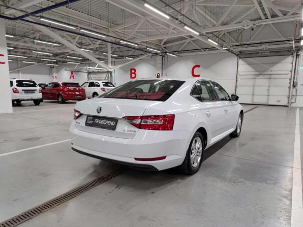 Skoda Superb III с пробегом 2016 года, цена 1 225 000 рублей, 244517 км, лифтбек, Автокод Объявления
