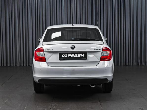 Skoda Rapid I с пробегом 2015 года, цена 1 209 000 рублей, 178745 км, лифтбек, Автокод Объявления