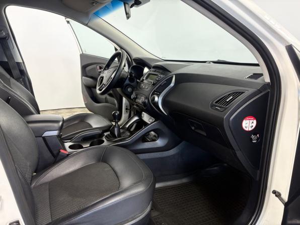 Hyundai ix35 I Рестайлинг с пробегом 2014 года, цена 1 270 000 рублей, 136474 км, внедорожник, Автокод Объявления