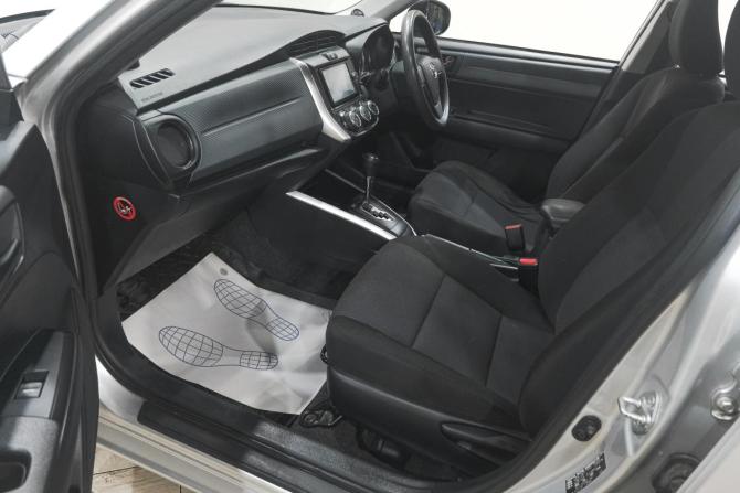 Toyota Corolla XI (E160 E170 E180) с пробегом 2013 года, цена 1 269 000 рублей, 75000 км, универсал, Автокод Объявления