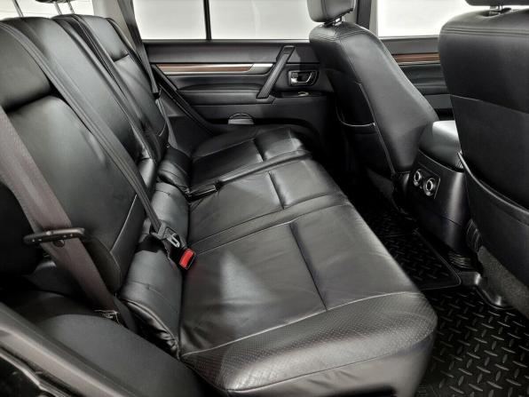 Mitsubishi Pajero IV с пробегом 2007 года, цена 1 950 000 рублей, 193359 км, внедорожник, Автокод Объявления
