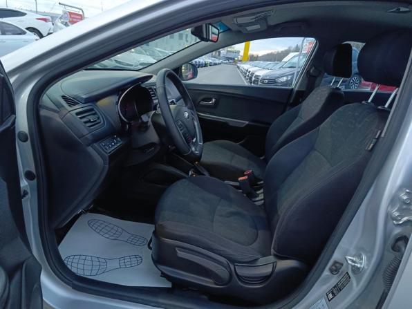 Kia Rio III Рестайлинг с пробегом 2016 года, цена 1 119 995 рублей, 92706 км, седан, Автокод Объявления