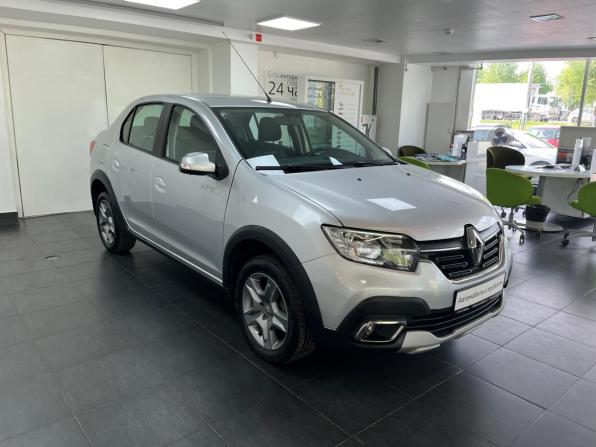 Renault Logan II Рестайлинг с пробегом 2019 года, цена 998 000 рублей, 129000 км, седан, Автокод Объявления