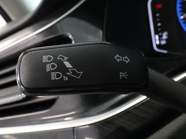 Volkswagen Polo VI с пробегом 2020 года, цена 1 368 100 рублей, 174925 км, лифтбек, Автокод Объявления