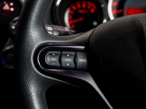 Honda Fit II с пробегом 2011 года, цена 980 000 рублей, 73725 км, хэтчбек, Автокод Объявления