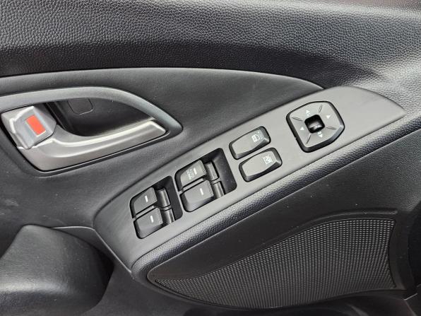 Hyundai ix35 I с пробегом 2013 года, цена 1 425 000 рублей, 61880 км, внедорожник, Автокод Объявления