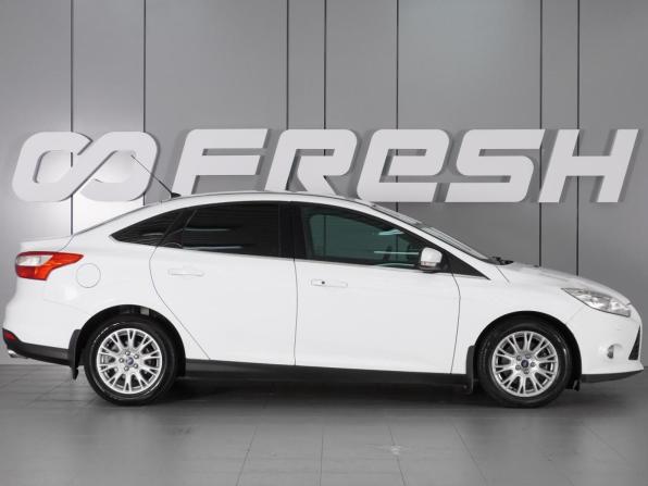 Ford Focus III с пробегом 2013 года, цена 1 118 000 рублей, 220553 км, седан, Автокод Объявления