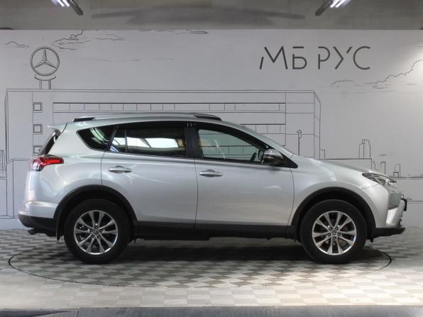 Toyota RAV4 IV (XA40) Рестайлинг с пробегом 2018 года, цена 3 180 000 рублей, 134000 км, внедорожник, Автокод Объявления