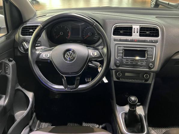 Volkswagen Polo V Рестайлинг с пробегом 2017 года, цена 1 140 000 рублей, 112894 км, седан, Автокод Объявления