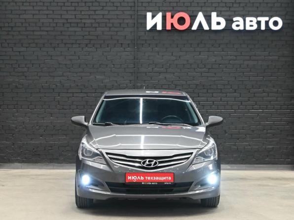 Hyundai Solaris I Рестайлинг с пробегом 2014 года, цена 680 000 рублей, 293461 км, седан, Автокод Объявления